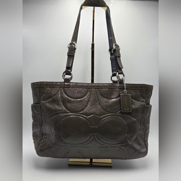 Coach Handbags - Coach Gallery Patent Leather
